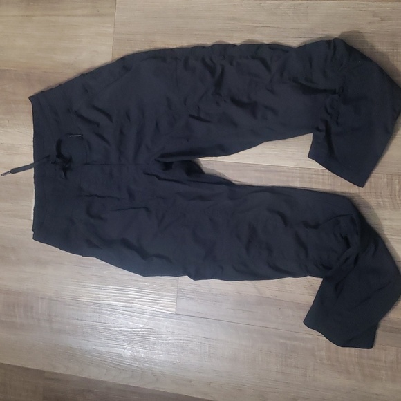 Lululemon dance crop pants - Picture 2 of 6